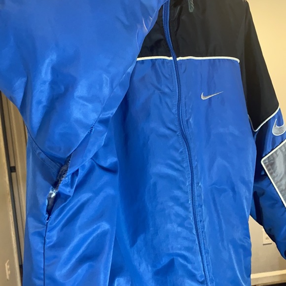 VINTAGE NIKE REVERSIBLE JACKET!! - Picture 4 of 12